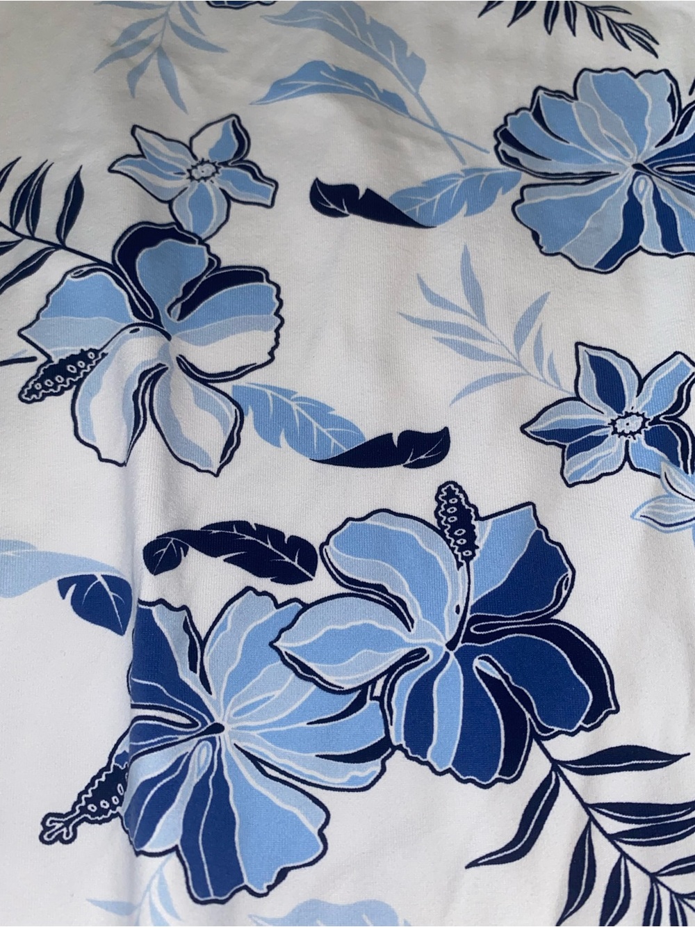 Izod White Sleeveless Polo with Light and Navy Blue Floral Print - Picture 3 of 8